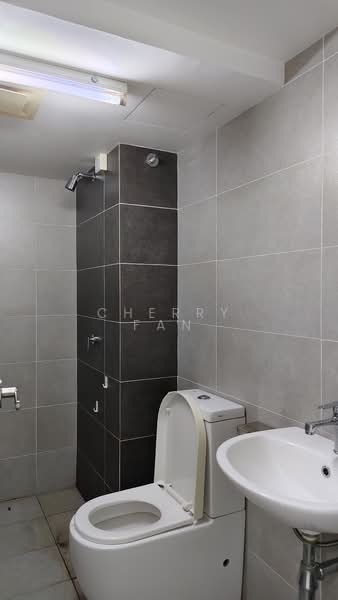Office for Rent in Pjs 52 (Petaling Jaya) - Cherry Fan - Bathroom - PropertyGuru.com.my
