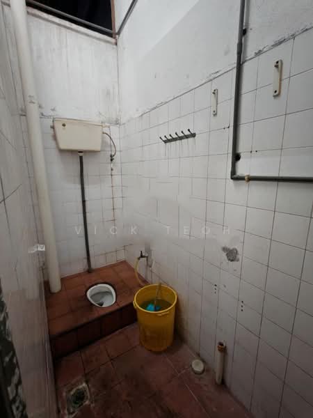Semi-D Factory for Sale in Bukit Mertajam (Penang) - Vick Teoh - Bathroom - PropertyGuru.com.my