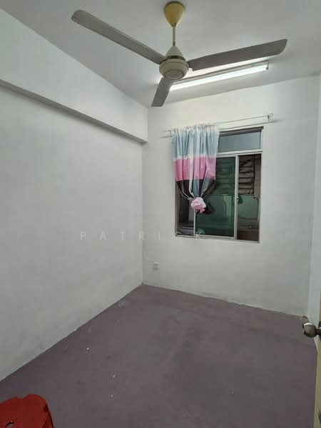 Apartment for Sale at Suria Vista Apartment - Patrick . - Interior - PropertyGuru.com.my