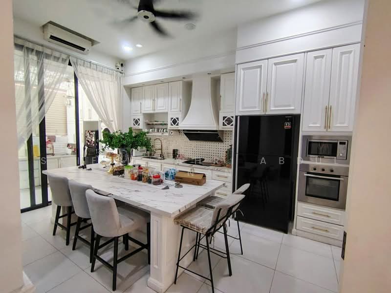 Semi-Detached House for Sale in Alam Impian (Shah Alam) - Saiful Bahri Abdul Manan - Kitchen - PropertyGuru.com.my
