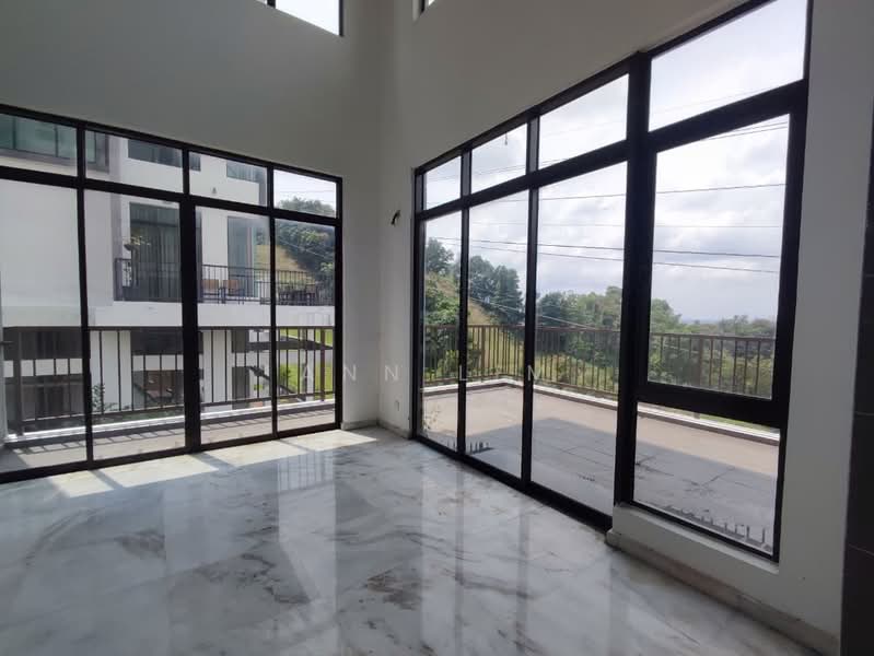 Twin Villa for Sale in Putra Heights (Subang Jaya) - Ann Lim - Balcony - PropertyGuru.com.my
