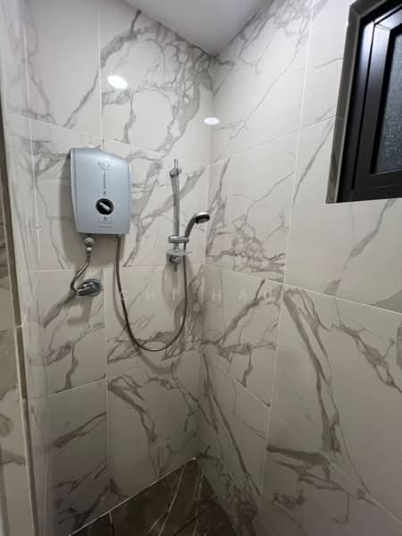 Servis Apartment untuk Disewa di The Grand Subang Jaya SS15 - Chi Hau - Bathroom - PropertyGuru.com.my