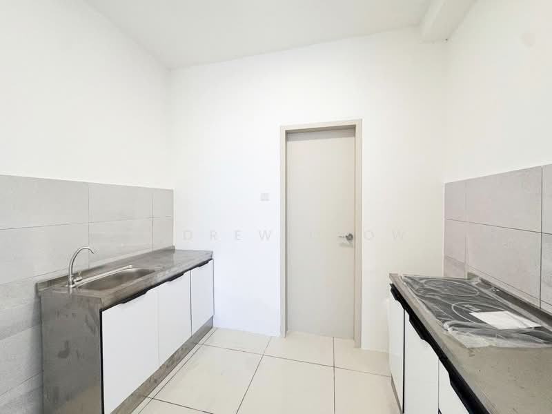 Service Residence for Rent at Vivo Executive Apartment - Andrew Chow - Kitchen - PropertyGuru.com.my