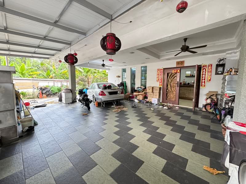 Rumah Teres untuk Dijual di Jinjang (Kuala Lumpur) - Denny Chen - Car Park - PropertyGuru.com.my