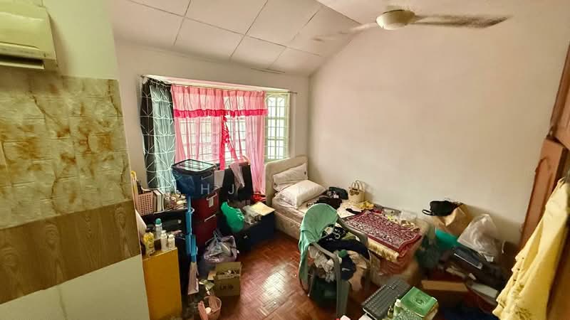 2-storey Terraced House for Sale in Bandar Tun Hussein Onn (Cheras) - HjLim . - Bedroom - PropertyGuru.com.my