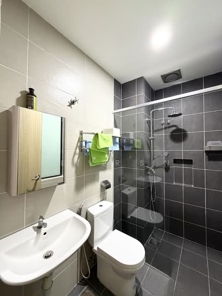 3-storey Terraced House for Sale in Taman Damai Utama (Bandar Kinrara) - Denver Sin - Bathroom - PropertyGuru.com.my