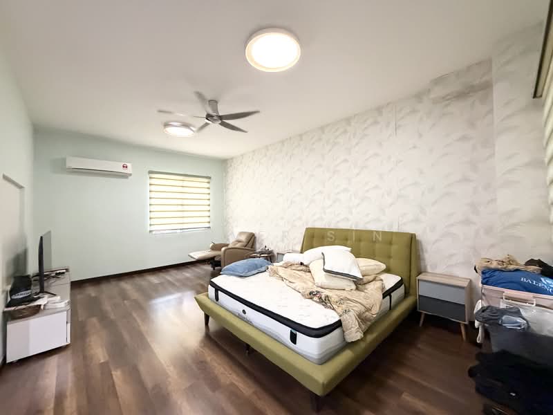 3-storey Terraced House for Sale in Taman Damai Utama (Bandar Kinrara) - Denver Sin - Bedroom - PropertyGuru.com.my