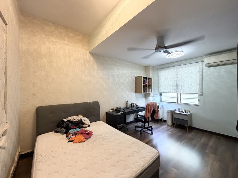 3-storey Terraced House for Sale in Taman Damai Utama (Bandar Kinrara) - Denver Sin - Bedroom - PropertyGuru.com.my