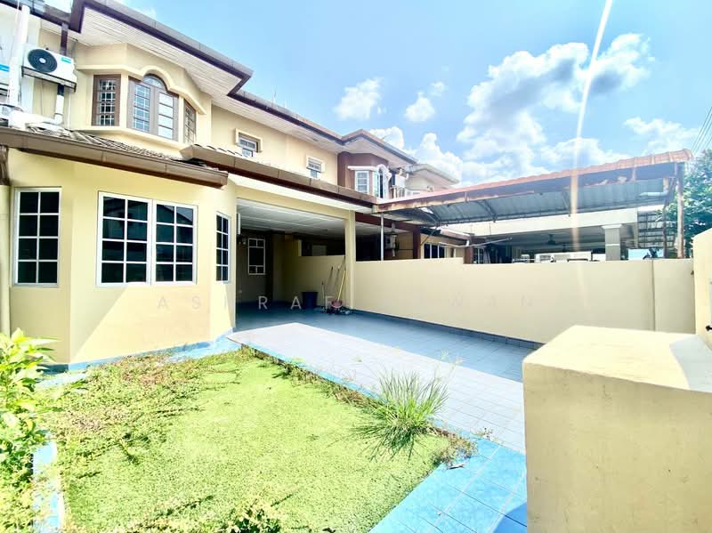 Rumah Teres 2 Tingkat untuk Dijual di Kajang (Selangor) - Ashraf Azwan - Exterior - PropertyGuru.com.my