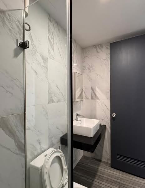 Service Residence for Rent at Emporis - Ivan Siew - Bathroom - PropertyGuru.com.my