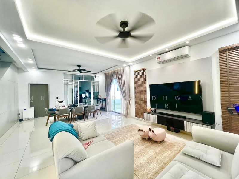 Rumah Teres 2 Tingkat untuk Dijual di Semenyih (Selangor) - Muhammad Ridhwan Mohd Huzairi - Living Room - PropertyGuru.com.my