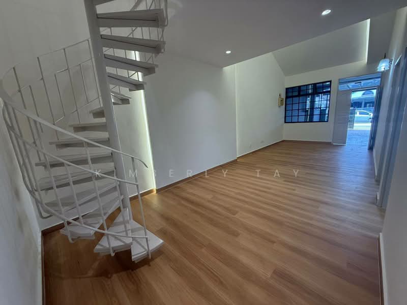 1.5-storey Terraced House for Sale in Taman Perling (Perling) - Kimberly Tay - PropertyGuru.com.my