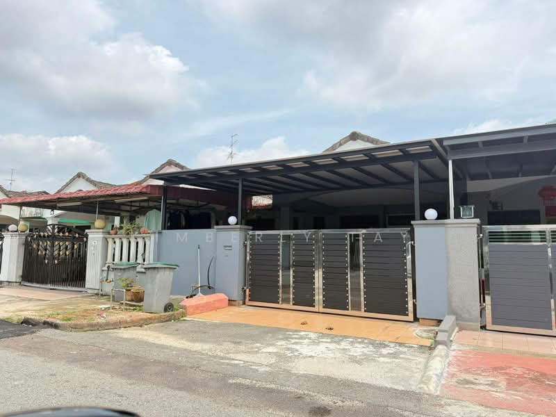 1.5-storey Terraced House for Sale in Taman Perling (Perling) - Kimberly Tay - PropertyGuru.com.my