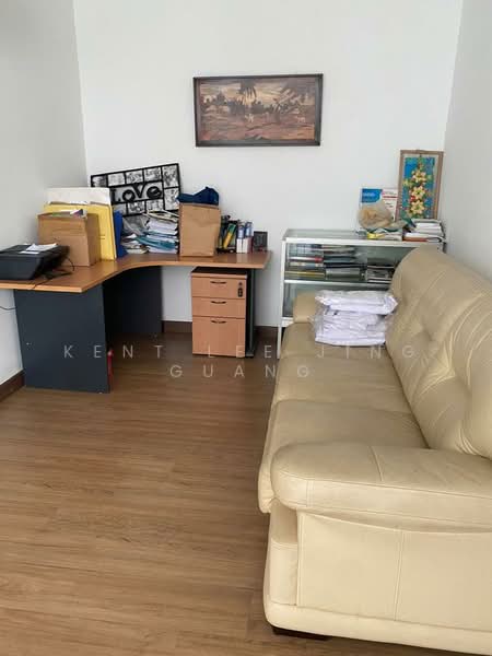 2-storey Terraced House for Sale in Laman Glenmarie (Shah Alam) - Kent Lee Jing Guang - Study - PropertyGuru.com.my