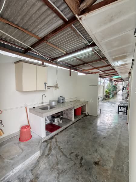 Bungalow for Rent in Kampung Cempaka (Petaling Jaya) - Wysin Wan - Kitchen - PropertyGuru.com.my