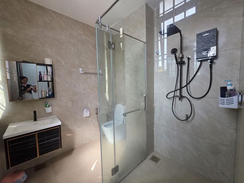 Rumah Teres 2 Tingkat untuk Dijual di Alam Damai (Cheras) - Billy Chan - Bathroom - PropertyGuru.com.my