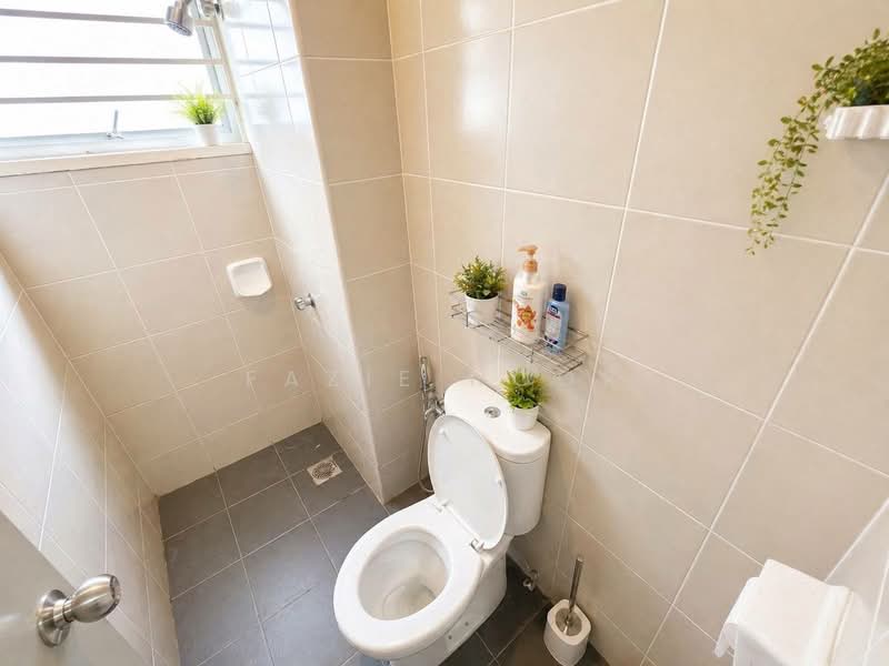 2-storey Terraced House for Sale in Sungai Buloh (Selangor) - Fazie Noor - Bathroom - PropertyGuru.com.my