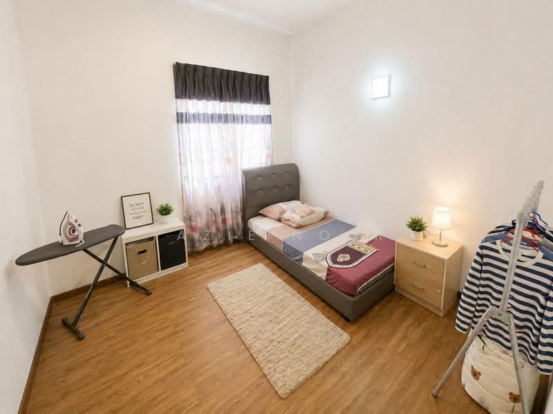 2-storey Terraced House for Sale in Sungai Buloh (Selangor) - Fazie Noor - Bedroom - PropertyGuru.com.my