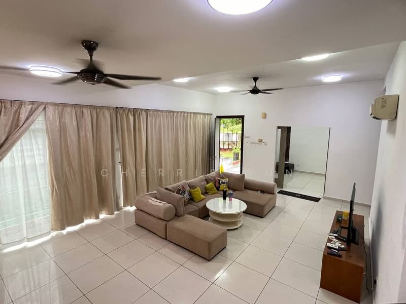Cluster House for Rent in Johor Bahru (Johor) - Cherris Wun - Living Room - PropertyGuru.com.my