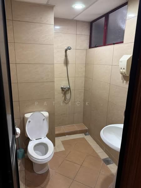 Condominium for Rent at Marina Bay Condominium - Patrick . - Bathroom - PropertyGuru.com.my