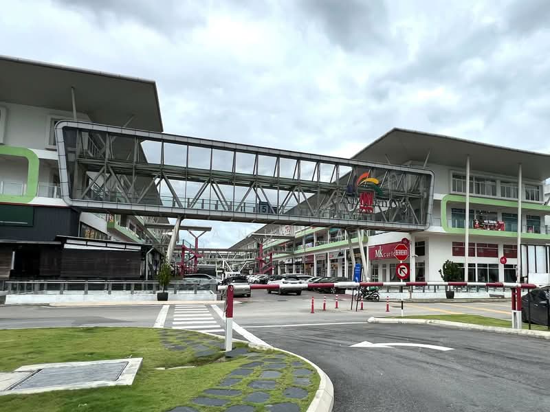 Shop for Rent in Rawang (Selangor) - Keanu Tan - Exterior - PropertyGuru.com.my