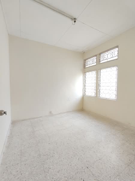 Rumah Teres 1 Tingkat untuk Disewa di Taman Pelangi (Johor Bahru) - Vivian Q - Interior - PropertyGuru.com.my