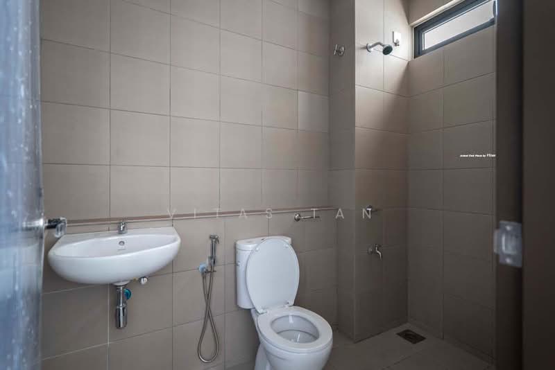 2-storey Terraced House for Sale in Bandar Bukit Raja (Klang) - Vitas Tan - Bathroom - PropertyGuru.com.my