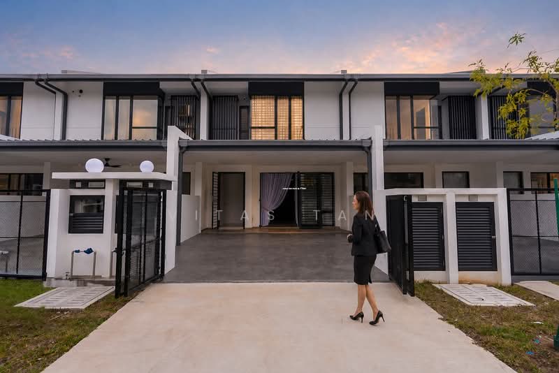 2-storey Terraced House for Sale in Bandar Bukit Raja (Klang) - Vitas Tan - Exterior - PropertyGuru.com.my