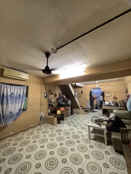 Rumah Teres 2 Tingkat untuk Dijual di Taman Sri Kemang (Kota Tinggi) - Smith Goh - Living Room - PropertyGuru.com.my