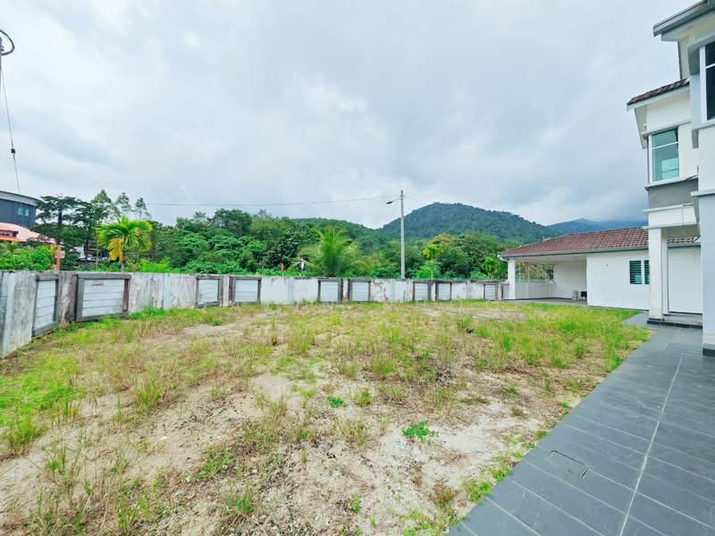 2-storey Terraced House for Sale in Taman Meru (Ipoh) - Qazin Khoo - Exterior - PropertyGuru.com.my