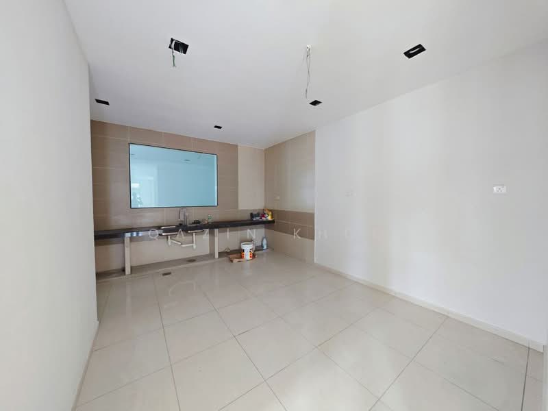 2-storey Terraced House for Sale in Taman Meru (Ipoh) - Qazin Khoo - Kitchen - PropertyGuru.com.my