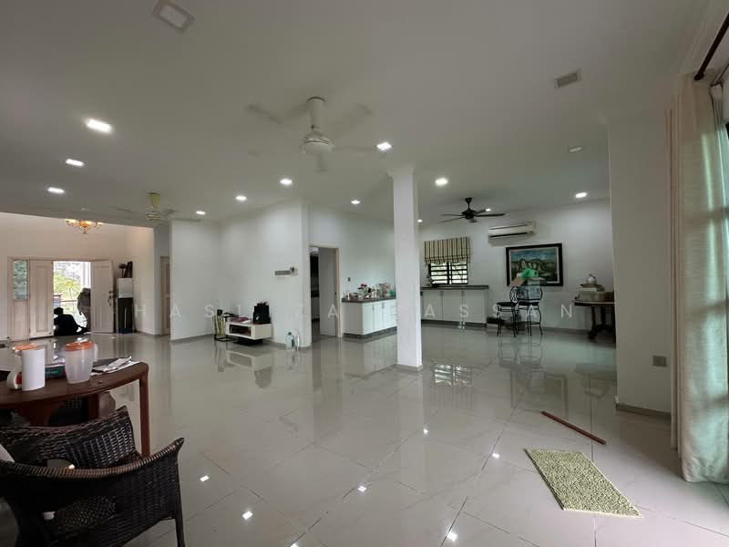 Bungalow for Sale in Mantin (Negeri Sembilan) - Hasliza Hassan - Living Room - PropertyGuru.com.my