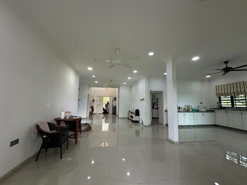 Bungalow for Sale in Mantin (Negeri Sembilan) - Hasliza Hassan - Living Room - PropertyGuru.com.my