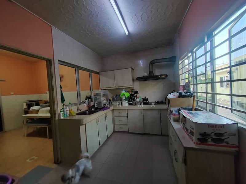 Rumah Teres untuk Dijual di Taman Tun Perak (Rawang) - Yean Ma - Kitchen - PropertyGuru.com.my