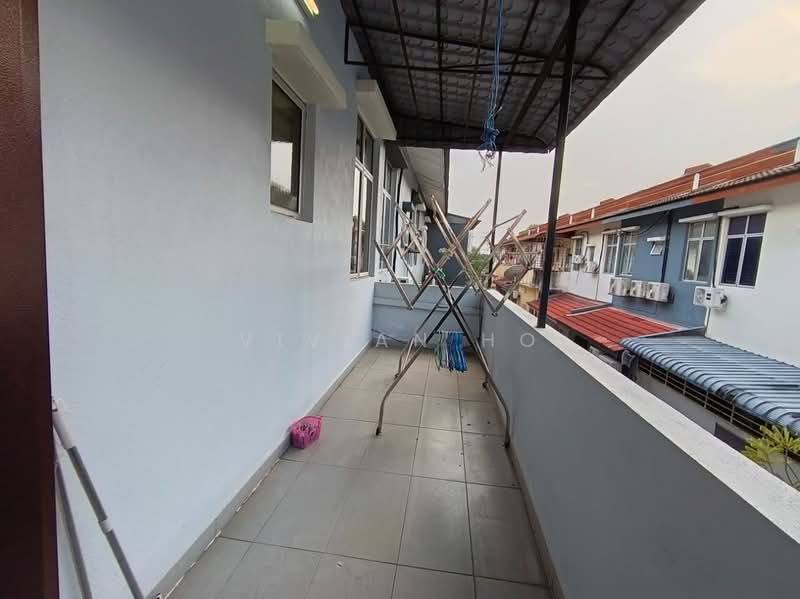 2-storey Terraced House for Sale in Taman Tasik Prima (Puchong) - Vivian Ho - Balcony - PropertyGuru.com.my