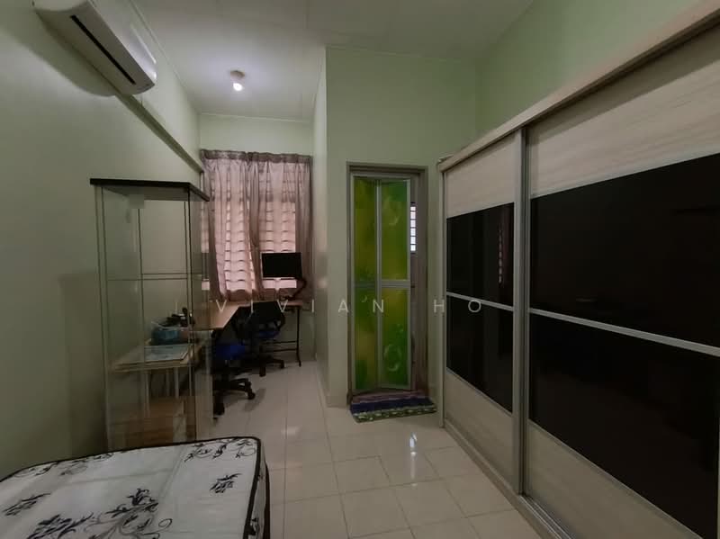 2-storey Terraced House for Sale in Taman Tasik Prima (Puchong) - Vivian Ho - Bedroom - PropertyGuru.com.my