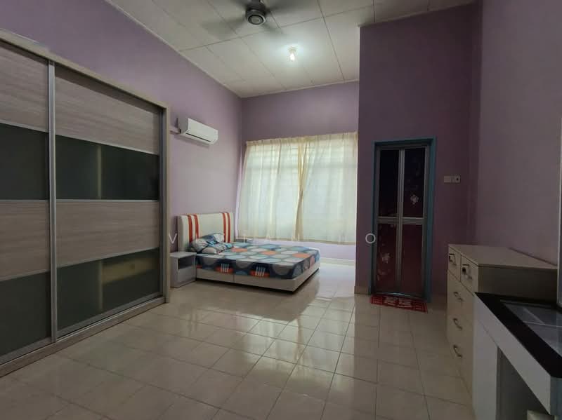 2-storey Terraced House for Sale in Taman Tasik Prima (Puchong) - Vivian Ho - Bedroom - PropertyGuru.com.my
