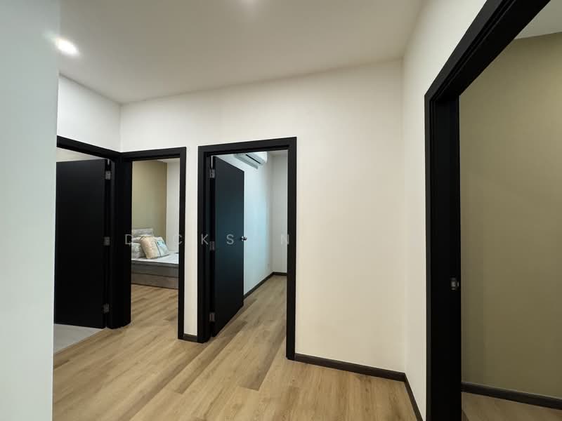 Condominium for Sale at Sapphire On The Park - Dickson Yong - Bedroom & Toilet Corridor - PropertyGuru.com.my