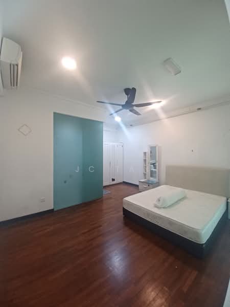 Servis Apartment untuk Disewa di The Scott Garden SOHO - JC Tan - Bedroom - PropertyGuru.com.my