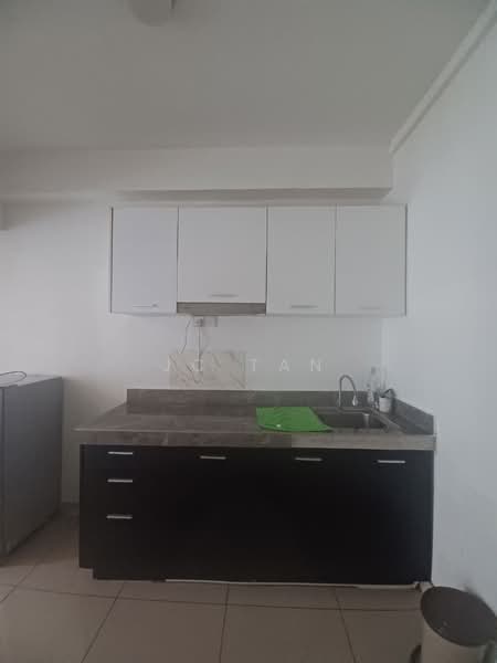 Servis Apartment untuk Disewa di The Scott Garden SOHO - JC Tan - Kitchen - PropertyGuru.com.my