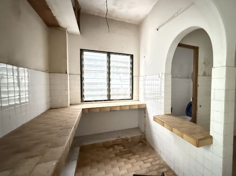 2-storey Terraced House for Sale in Taman Desa (Kuala Lumpur) - Jocelyn Soo - Kitchen - PropertyGuru.com.my