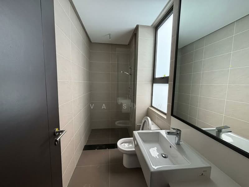 Rumah Teres 2 Tingkat untuk Dijual di Medini (Iskandar Puteri (Nusajaya)) - Eva Siow - Bathroom - PropertyGuru.com.my