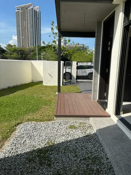 Rumah Teres 2 Tingkat untuk Dijual di Medini (Iskandar Puteri (Nusajaya)) - Eva Siow - Exterior - PropertyGuru.com.my