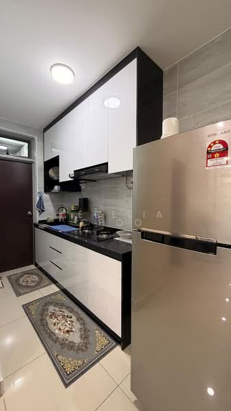 Condominium for Rent at KSL Residence 2 @ Kangkar Tebrau - Cecelia Choo - Kitchen - PropertyGuru.com.my