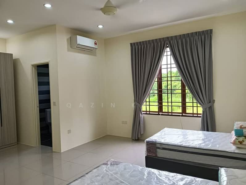 Semi-Detached House for Sale in Taman Pari (Ipoh) - Qazin Khoo - Bedroom - PropertyGuru.com.my