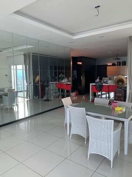 Kondominium untuk Disewa di Residence 21 - Amber Hang - Living Room - PropertyGuru.com.my