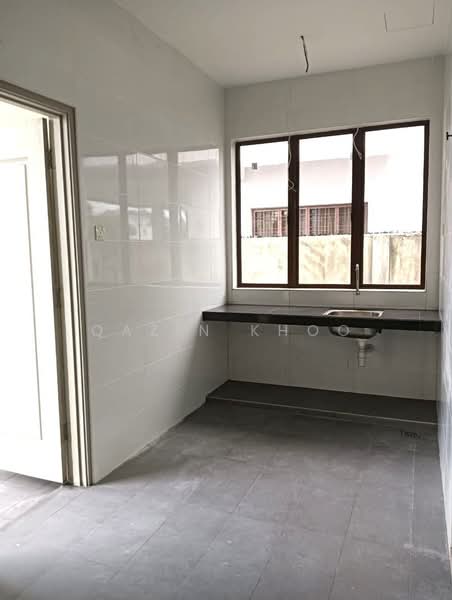 Bungalow for Sale in Taman Pari (Ipoh) - Qazin Khoo - Kitchen - PropertyGuru.com.my