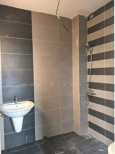Bungalow for Sale in Taman Pari (Ipoh) - Qazin Khoo - Bathroom - PropertyGuru.com.my