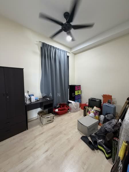 Condominium for Sale at The Henge - Ryan Swe - Bedroom - PropertyGuru.com.my