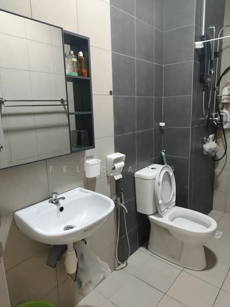 Service Residence for Rent at SkyLake Residence - Felicia Ng - Bathroom - PropertyGuru.com.my